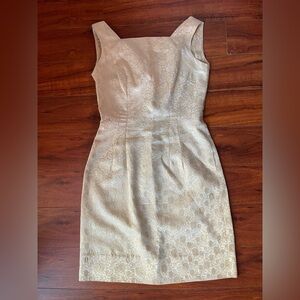 1960’s Vintage Elegant Gold Lame Sleeveless Dress | Size 4
